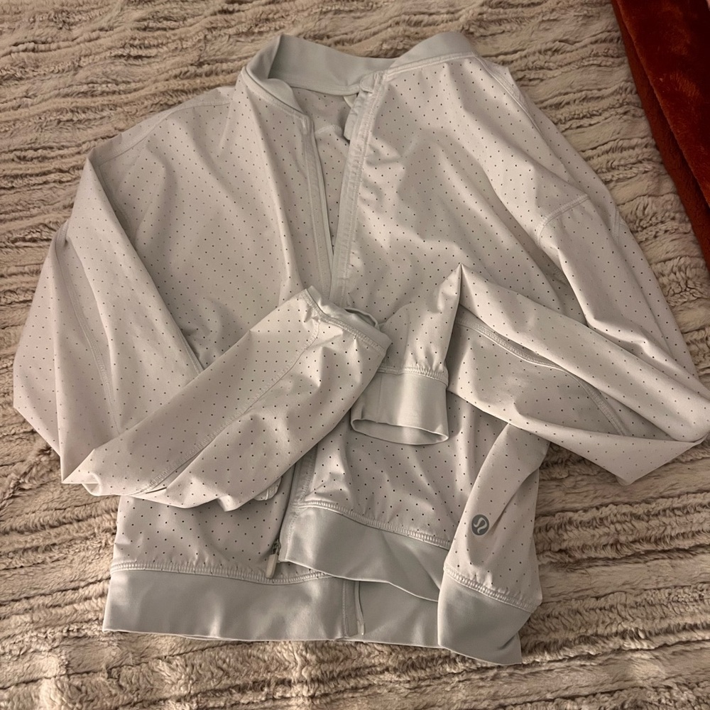 lulu jacket